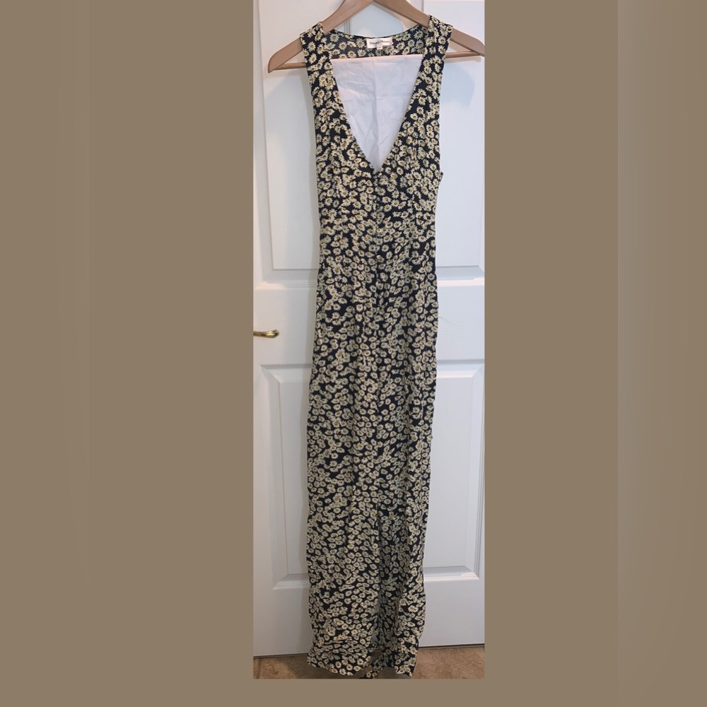 Sleeveless jumpsuit